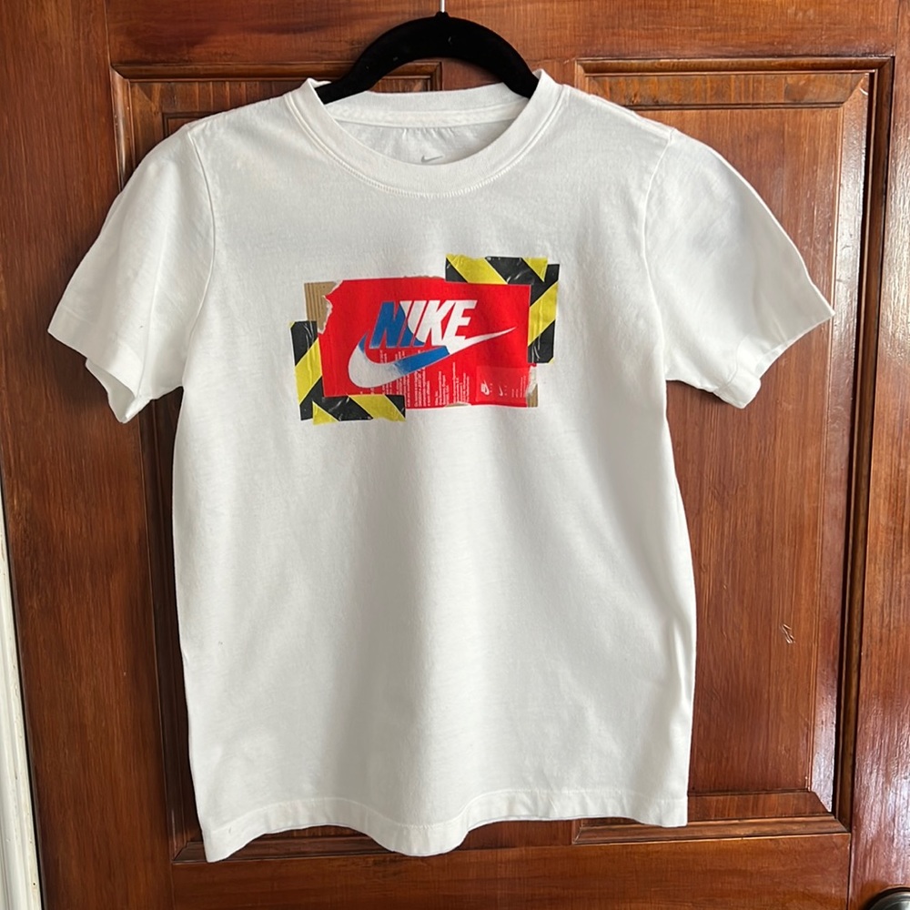 Boys’- Nike t-shirt in good condition